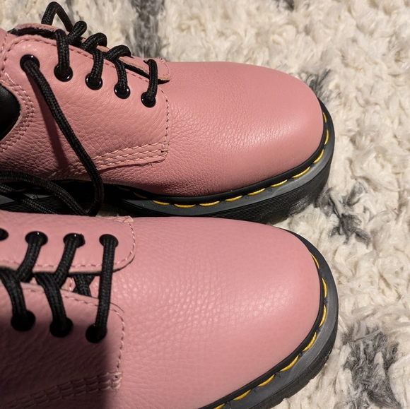 Pink doc Marten's NWOT size 8/39eu - Picture 6 of 7
